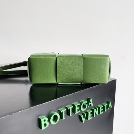 BV Mini Tote 20.5cm