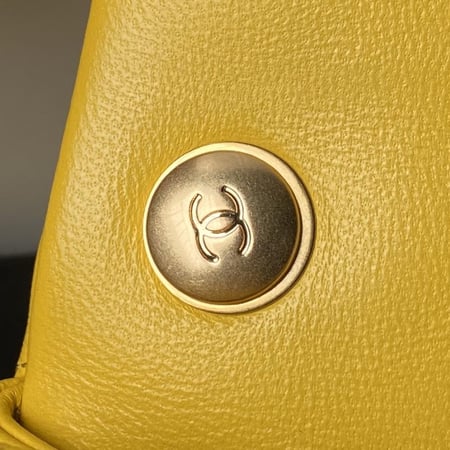 Chanel 24S Pearl Mini CF