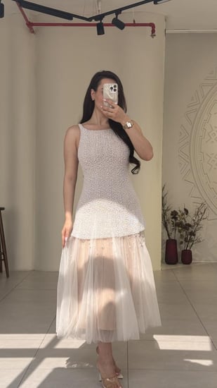 فستان فخم وانيق