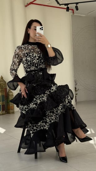 فستان فخم وانيق