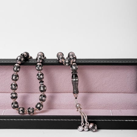 سبحة يسر فضة عيار 900