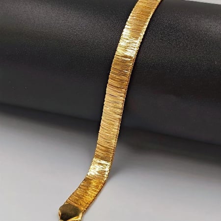 Bracelet 18K Gold - إسوارة عيار 18