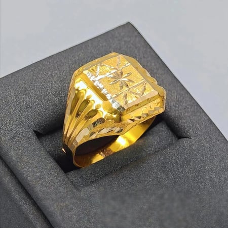 خاتم عيار 18 - 18K Ring