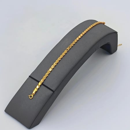 18K Gold Bracelet - إسوارة ذهب عيار 18