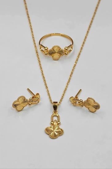 طقم ذهب عيار 18 - 18K Gold Set