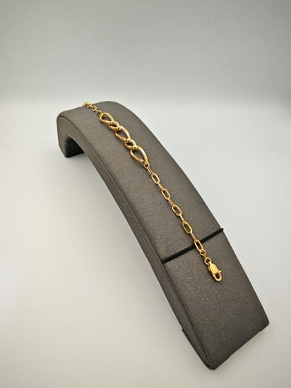 Bracelet 18K Gold - إسوارة ذهب عيار 18