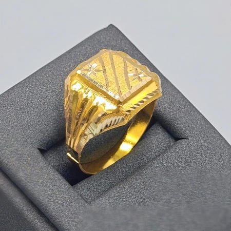 خاتم عيار 18 - 18K Ring