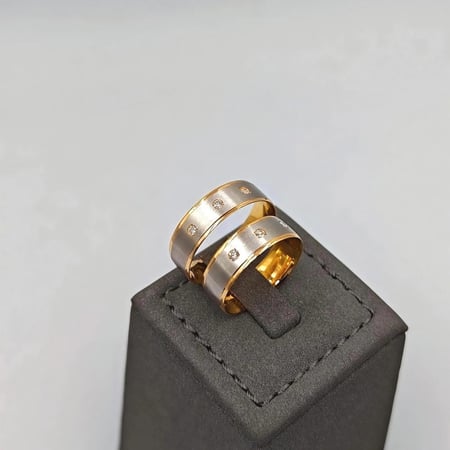 دبل الماس عيار 18 - 18K Diamond W Rings