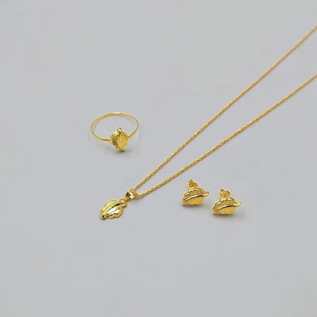 طقم ذهب عيار 18 - 18K Gold Set