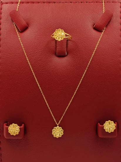 طقم ذهب عيار 21 - 21K Gold set