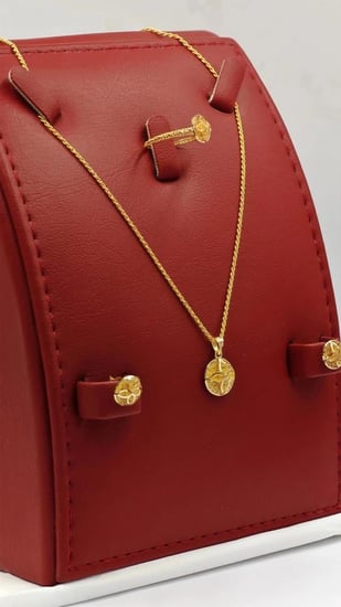 21k Set flower shape - طقم ذهب عيار 21 شكل وردة