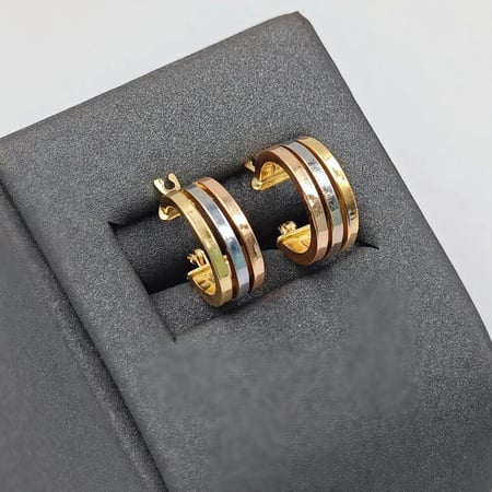 18K Gold Earrings - حلق ذهب عيار 18