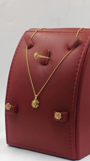 21k Set flower shape - طقم ذهب عيار 21 شكل وردة