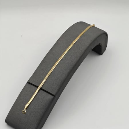 18K Bracelet - إسوارة ذهب عيار 18