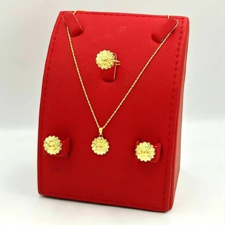 Set 18k Gold - عقد ذهب عيار 18