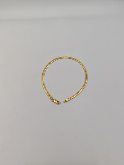 إسوارة ذهب عيار 18