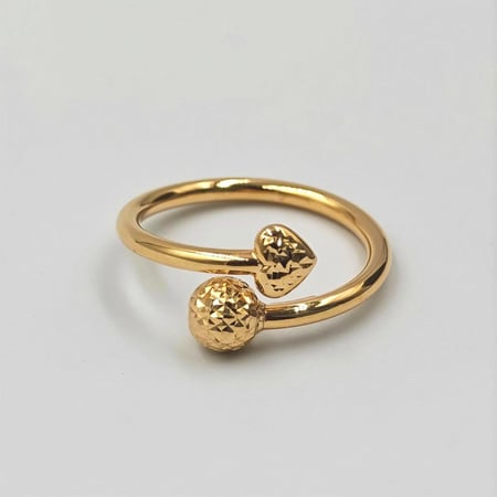 خاتم عيار 18- 18k Gold Ring