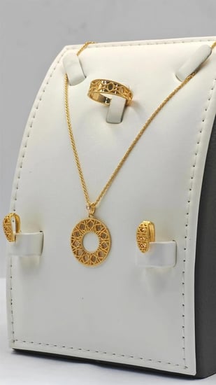 طقم ذهب عيار 21 - 21K Gold Set