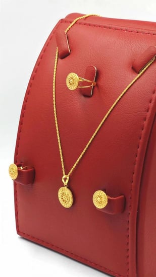 طقم ذهب عيار 21 - 21K Gold Set