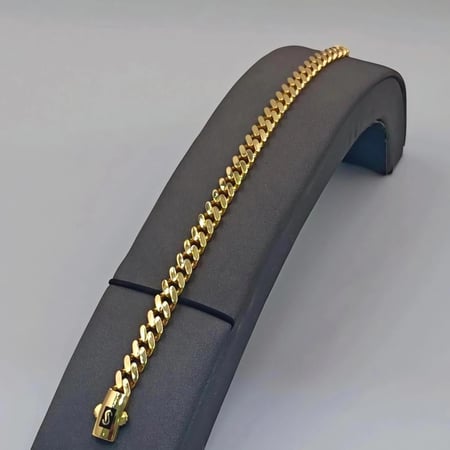 Bracelet 18K Gold - إسوارة ذهب عيار 18