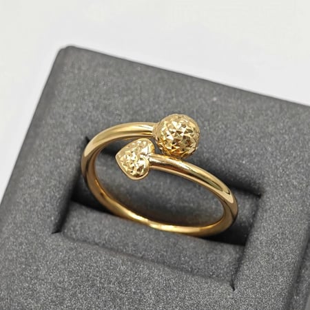 خاتم عيار 18- 18k Gold Ring