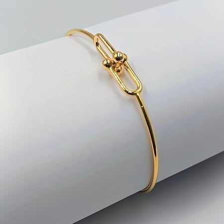 18k Gold  Bangle