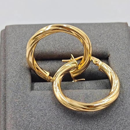 18k Gold Earrings - حق ذهب عيار 18