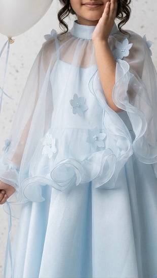 فستان "سحاب الأورجانزا" (Organza Cloud Dress)