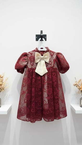 أناقة الدانتيل الملكي  Royal Lace Elegance