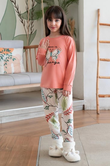 بجامة بناتي فراشة على الصدر من العيسائي للأطفال