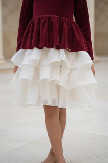 فستان بناتي مخملي عنابي بطبقات تول أبيض |S01242