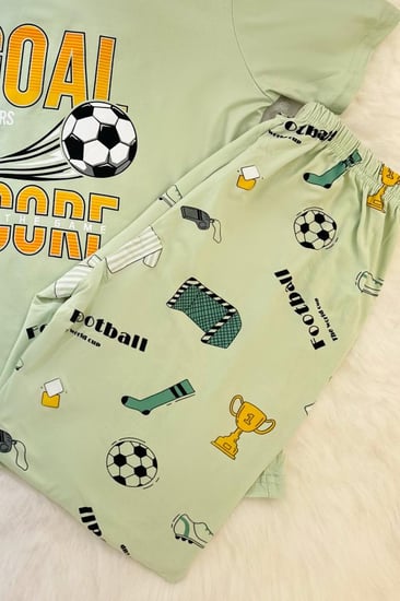 بيجاما ولادي على شكل كرة قدم 632492