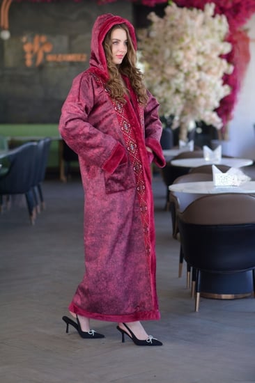 فروه شتوية عنابي مع  السدو