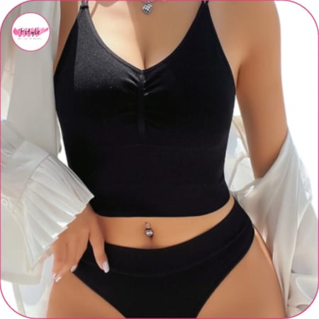 طقم ملابس داخلية بتصميم اشرطة من الظهر