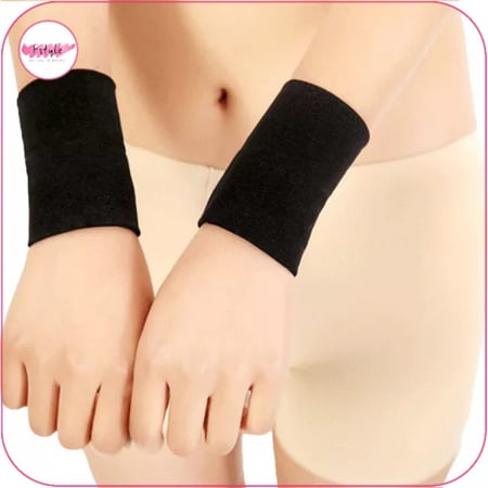 ربطة معصم رياضية اسود قطعتين