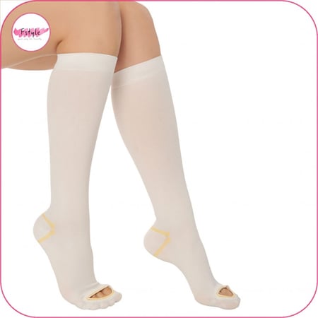 جوارب الفخد