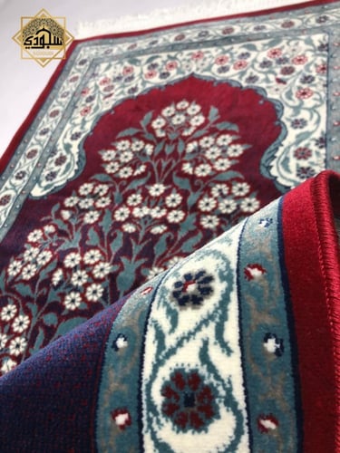 سجادة نقوشات إسلامية ناعمة ( عودي) (5 ملم)