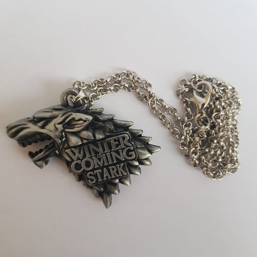 سلسال ستارك قيم أوف ثرونز فضي