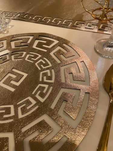 مفرش فرزاتشي لون نحاسي