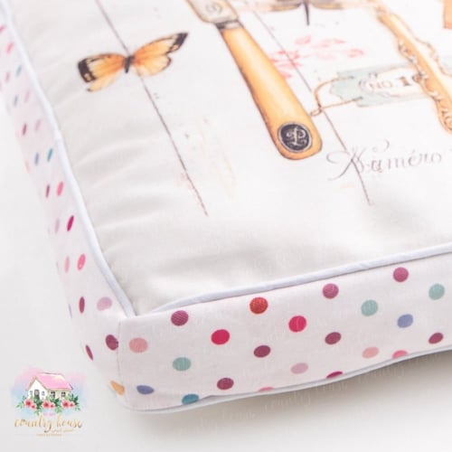 1100 كوشن برسومات أنتيك مع الحشوة من إزابيل روز