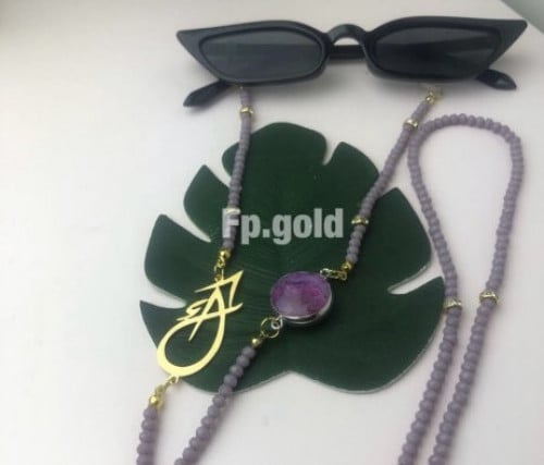 تعليقه نظاره بالحرف وفص اللون موف للخرز