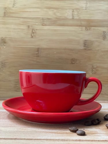 كوب لاتيه سيراميك مع الصحن 250 مل لون أحمر