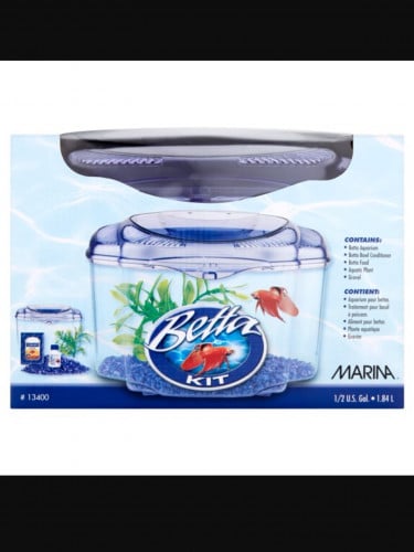 طقم للعنايه بأسماك الفايتر