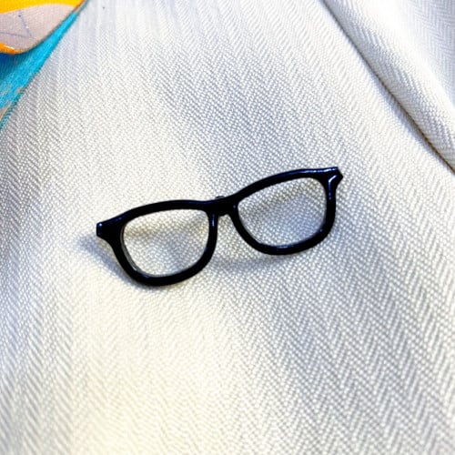 بروش ( النظاره الطبيه )