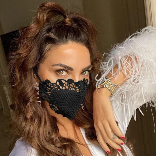 كمامة نسائية من قماش الدانتيل والقطن لون أسود قابل...