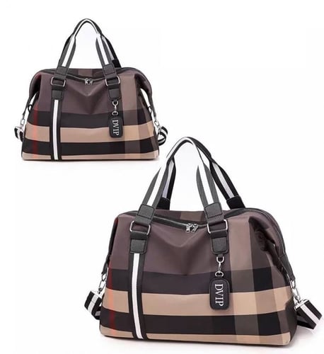 شنطة واسعه للسفريات السريعة والنادي اللياقي