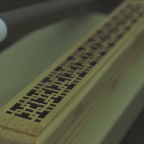 مبخرة ذكية مع 30 عود موروكي