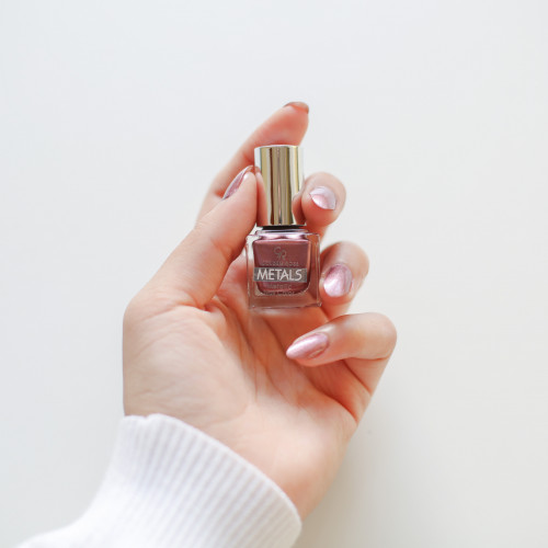 مناكير ميني قولدن روز ميتالس - 105