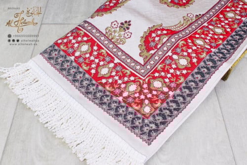 سجادة صلاة تركي فاخرة بعلبة 65x110 سم