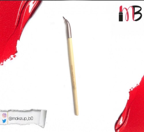 فرشاة عين لرسم الايلاينر